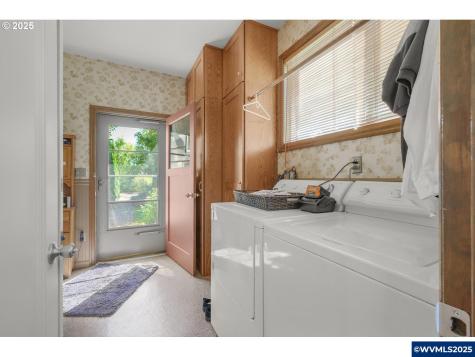 4370 Eagle Crest Road NW Salem OR 97304