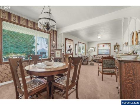 4370 Eagle Crest Road NW Salem OR 97304
