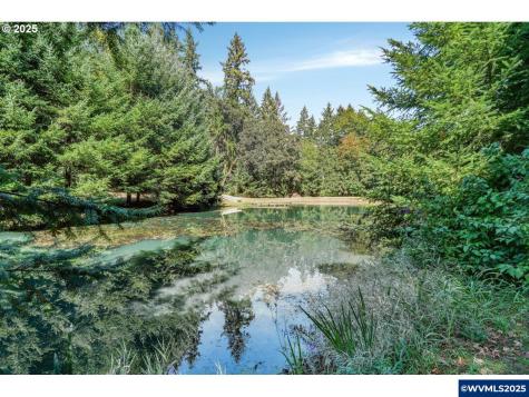 4370 Eagle Crest Road NW Salem OR 97304