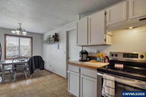 155 S 7th Street Jefferson OR 97352