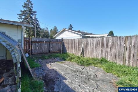 736 Dalke Street E Monmouth OR 97361