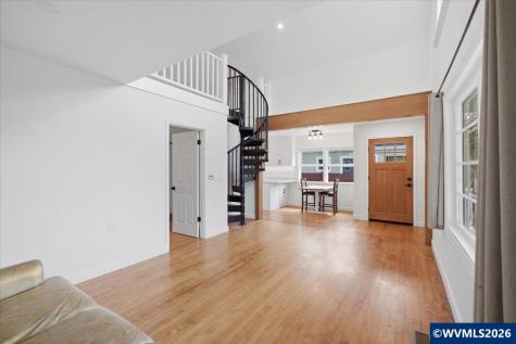 1020 N 3rd Street Woodburn OR 97071