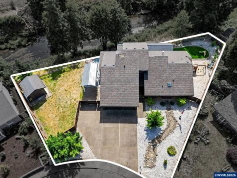 461 SE Walnut Avenue Dallas OR 97338