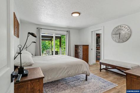 461 SE Walnut Avenue Dallas OR 97338