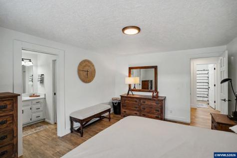 461 SE Walnut Avenue Dallas OR 97338