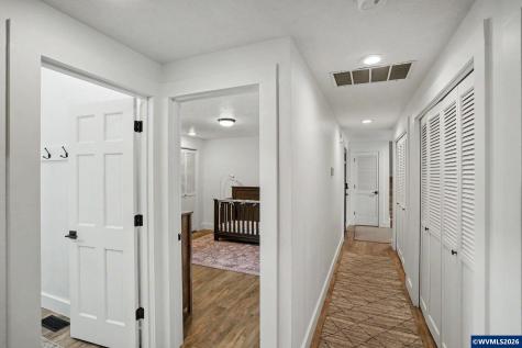 461 SE Walnut Avenue Dallas OR 97338