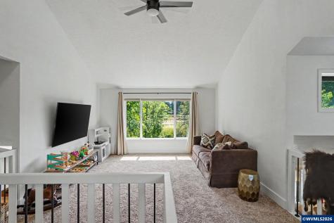 461 SE Walnut Avenue Dallas OR 97338