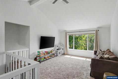 461 SE Walnut Avenue Dallas OR 97338