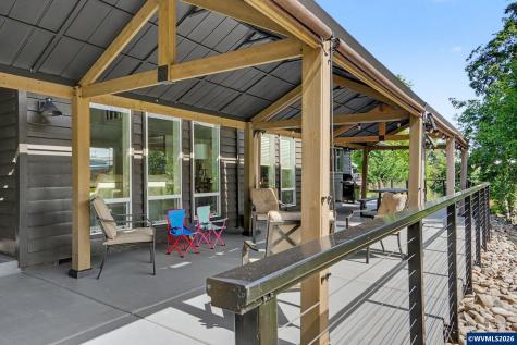 461 SE Walnut Avenue Dallas OR 97338