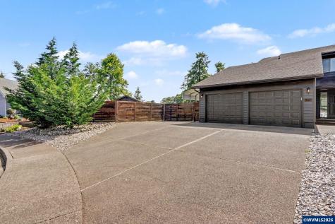 461 SE Walnut Avenue Dallas OR 97338