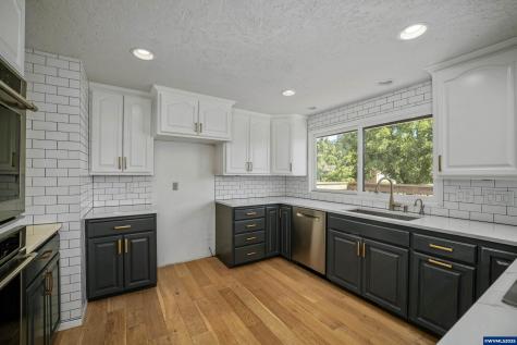 3212 Terrace NW Drive Albany OR 97321