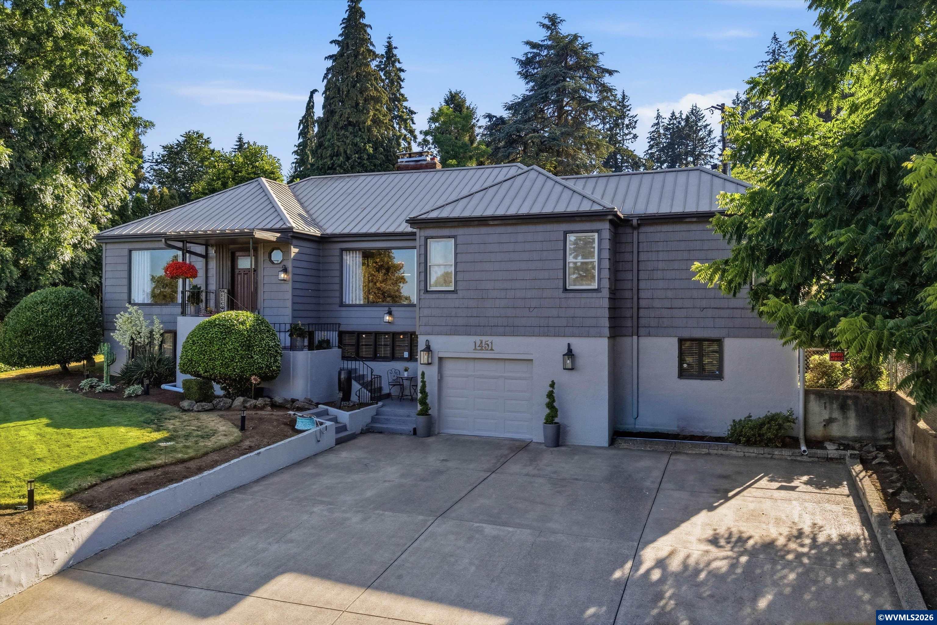 1451 Narcissus Court NW Salem OR 97304