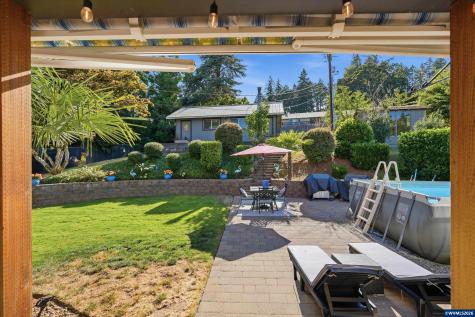 1451 Narcissus Court NW Salem OR 97304