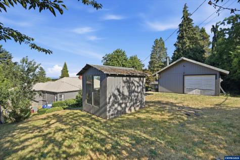 1451 Narcissus Court NW Salem OR 97304
