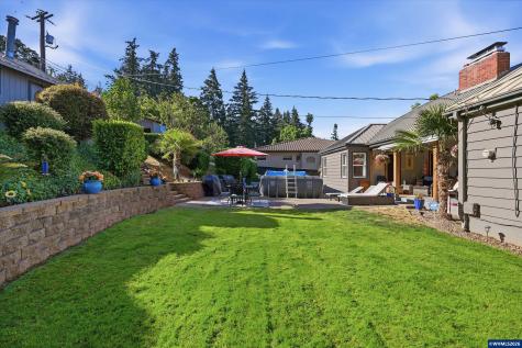 1451 Narcissus Court NW Salem OR 97304