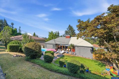 1451 Narcissus Court NW Salem OR 97304
