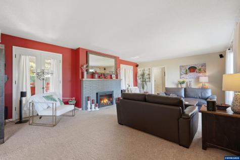 1451 Narcissus Court NW Salem OR 97304