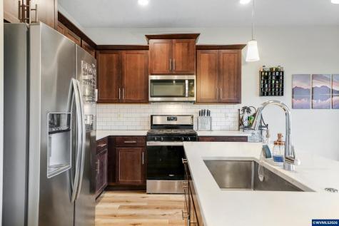 800 River Avenue Brownsville OR 97327