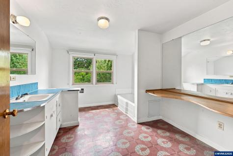 470 Miller Street SE Salem OR 97302