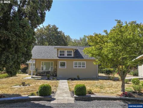 8205 SW Broadmead Road Amity OR 97101