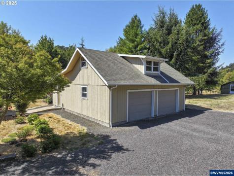 8205 SW Broadmead Road Amity OR 97101