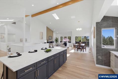2455 W 29th Avenue Eugene OR 97405