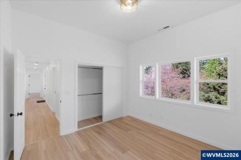 2455 W 29th Avenue Eugene OR 97405
