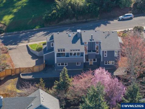 2455 W 29th Avenue Eugene OR 97405
