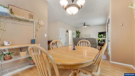 18283 Davis Street Sandy OR 97055