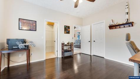 18283 Davis Street Sandy OR 97055