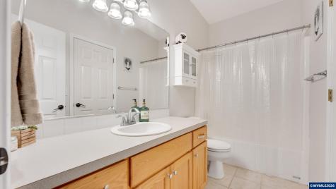 18283 Davis Street Sandy OR 97055