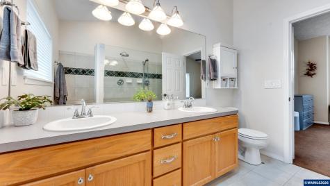 18283 Davis Street Sandy OR 97055