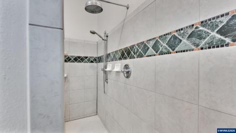 18283 Davis Street Sandy OR 97055