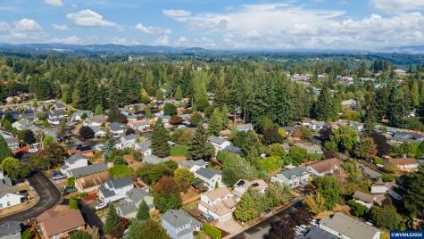 18283 Davis Street Sandy OR 97055