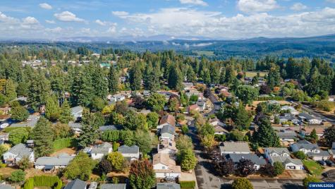 18283 Davis Street Sandy OR 97055