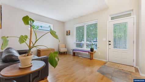 18283 Davis Street Sandy OR 97055