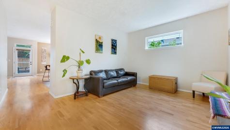 18283 Davis Street Sandy OR 97055