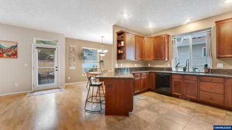 18283 Davis Street Sandy OR 97055