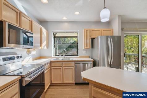 5048 Jones Road SE Salem OR 97306