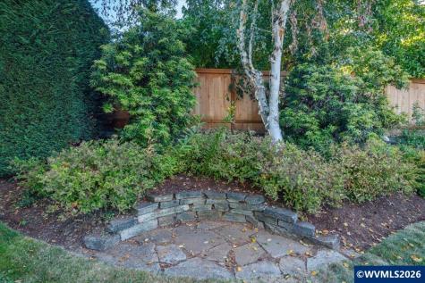 5048 Jones Road SE Salem OR 97306