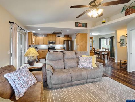 6224 Elena Street NE Albany OR 97321