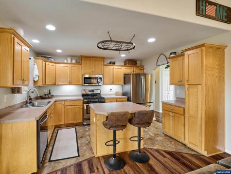 6224 Elena Street NE Albany OR 97321