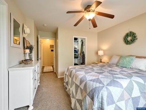 6224 Elena Street NE Albany OR 97321