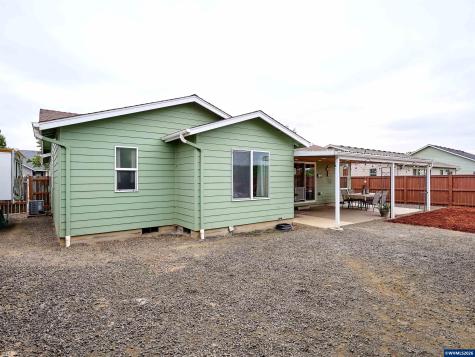 6224 Elena Street NE Albany OR 97321