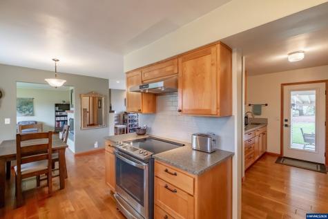 2866 Talbot Road S Jefferson OR 97352