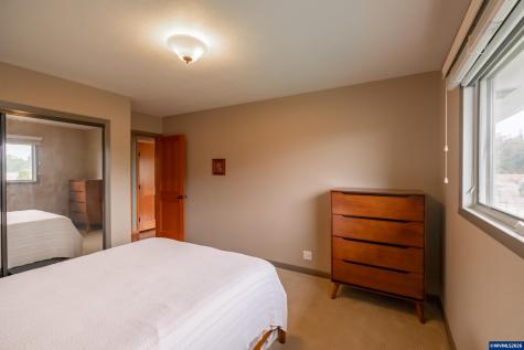 2866 Talbot Road S Jefferson OR 97352