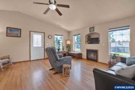 1737 13th Avenue SW Albany OR 97321