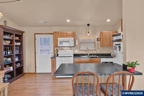 1737 13th Avenue SW Albany OR 97321