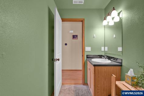 1737 13th Avenue SW Albany OR 97321
