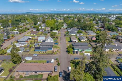 1737 13th Avenue SW Albany OR 97321